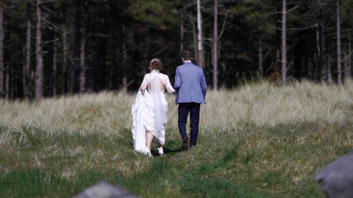 Read more about the article Donegal Town Wedding Videographer // E&D